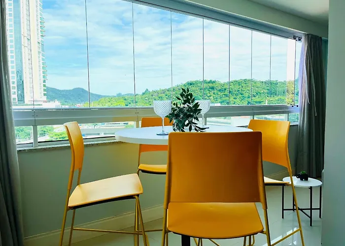 Estilo Tok & Stok Ape Moderno Balneario Camboriu